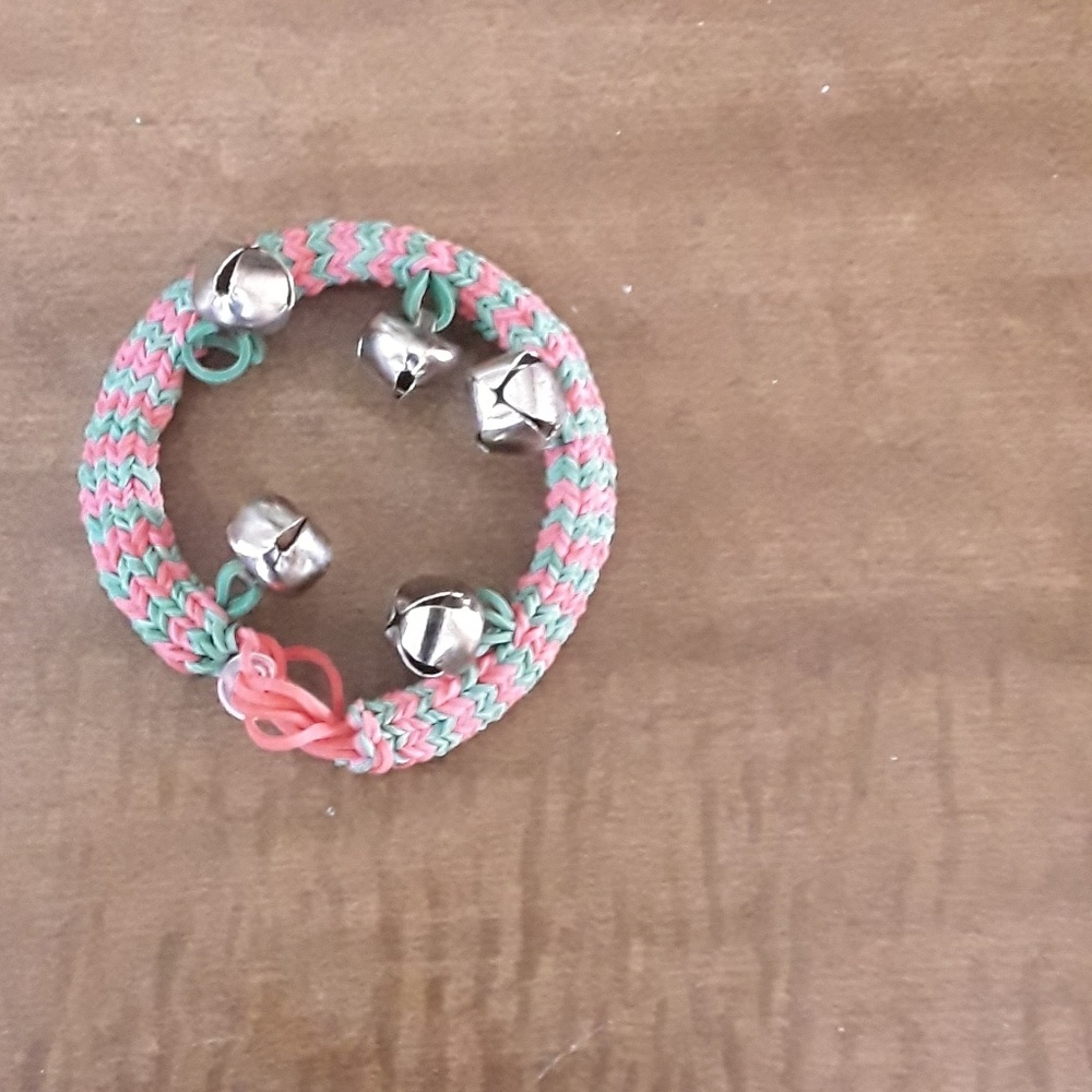 Handmade holiday rainbow loom bracelet